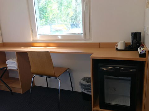 Ibis Budget - Gosford - Accommodation QLD 15