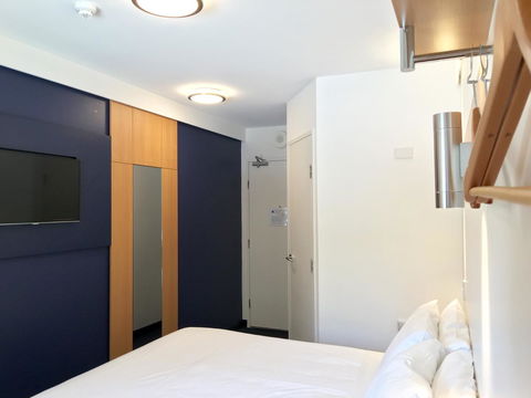 Ibis Budget - Gosford - Accommodation QLD 17