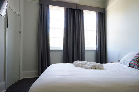 Rosehill Hotel - Accommodation QLD 19