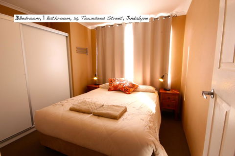Full Circle Apartments - Accommodation QLD 21