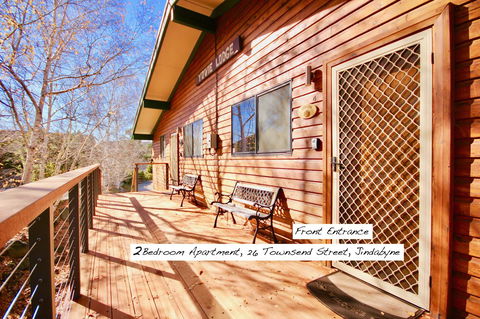 Full Circle Apartments - Accommodation QLD 25