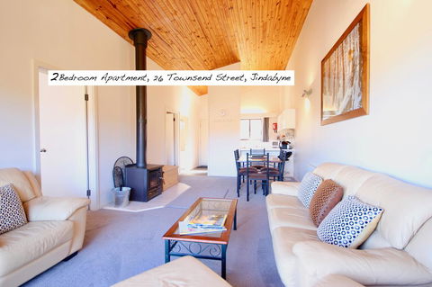 Full Circle Apartments - Accommodation QLD 11