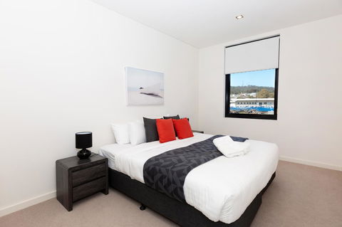 Brand New Executive Apartment - Accommodation QLD 13
