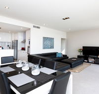 Brand New Executive Apartment - Accommodation QLD