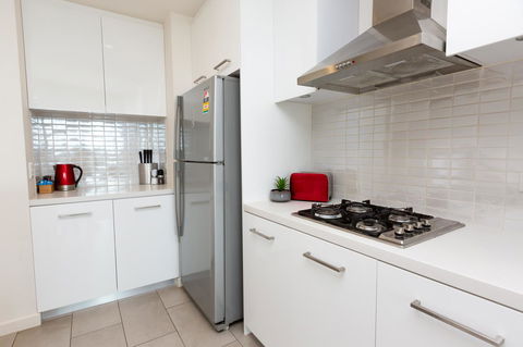 Brand New Executive Apartment - Accommodation QLD 6