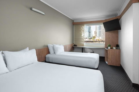 Ibis Sydney Darling Harbour - Accommodation QLD 4