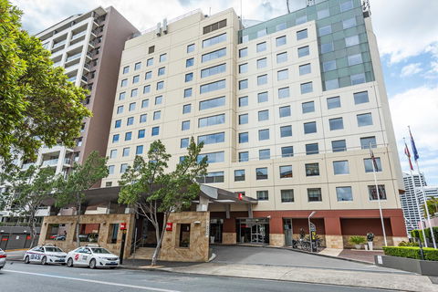 Ibis Sydney Darling Harbour - Accommodation QLD 17
