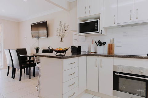 Central Wagga Self Catering Apartment - Accommodation QLD 8