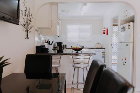 Central Wagga Self Catering Apartment - Accommodation QLD 6