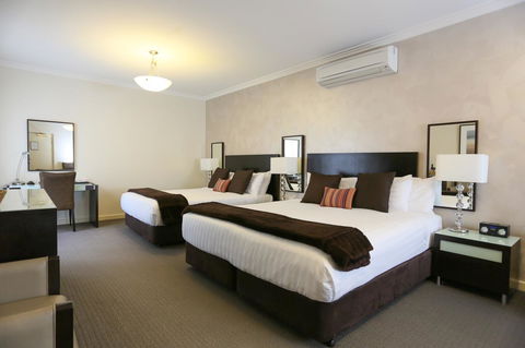 Best Western Plus Hovell Tree Inn - Accommodation QLD 16
