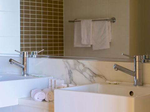 Sage Hotel Wollongong - Accommodation QLD 1