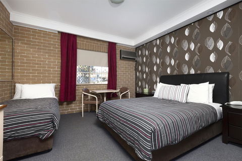 Grand Manor Motor Inn - Accommodation QLD 8