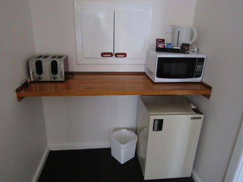 Allonville Gardens Motel - Accommodation QLD 21