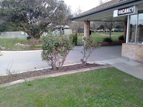 Allonville Gardens Motel - Accommodation QLD 1