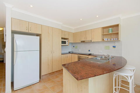 The Cove Yamba - Accommodation QLD 13