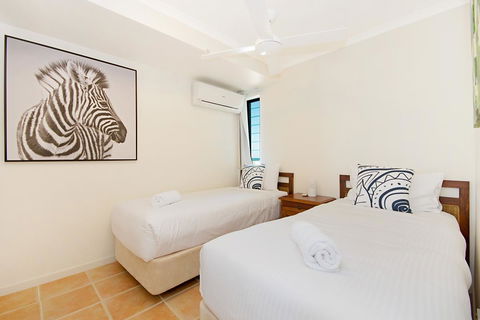 The Cove Yamba - Accommodation QLD 7