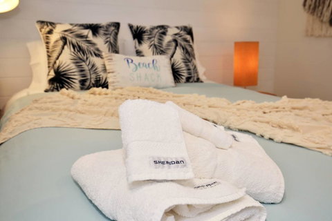 Jervis Bay Beach Shack I Pet Friendly - Accommodation QLD 7