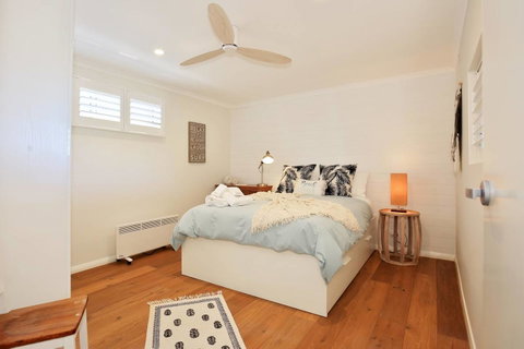 Jervis Bay Beach Shack I Pet Friendly - Accommodation QLD 6