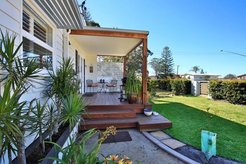 Jervis Bay Beach Shack I Pet Friendly - Accommodation QLD 13