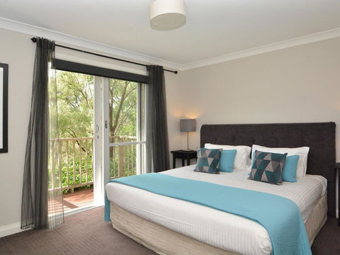 Villa 3br Margarita Villa Located Within Cypress Lakes Resort - Accommodation QLD 3