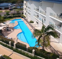 Boathouse Resort Water Front - Accommodation QLD