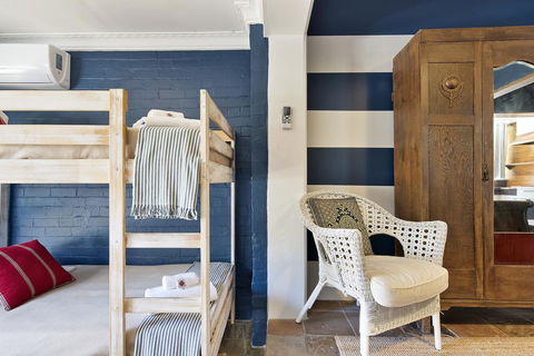 Designer Studios Manly - Accommodation QLD 14