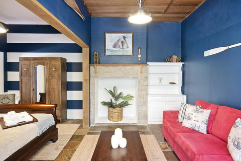 Designer Studios Manly - Accommodation QLD 12