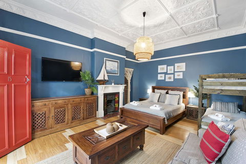 Designer Studios Manly - Accommodation QLD 5