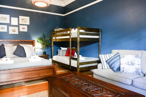 Designer Studios Manly - Accommodation QLD 8