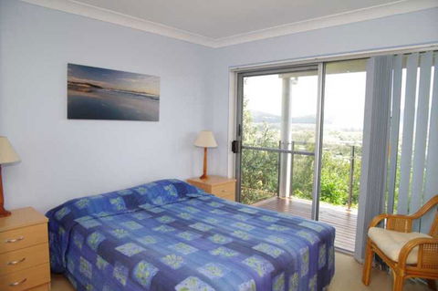 Coastwatch, 26 Comara Terrace - Accommodation QLD 6