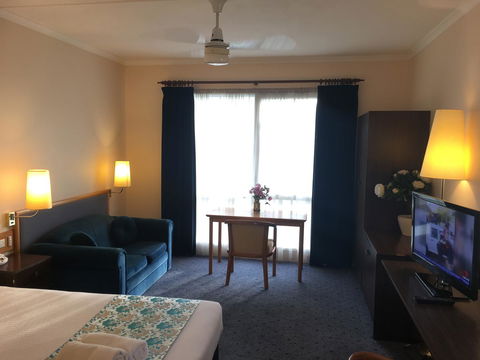 Australia Park Motel - Accommodation QLD 8