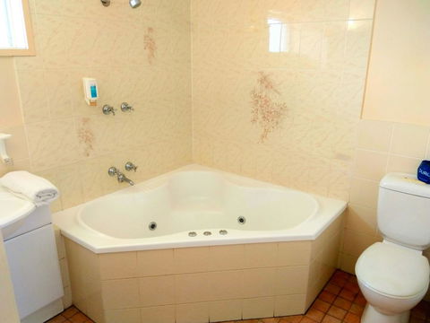 Australia Park Motel - Accommodation QLD 19