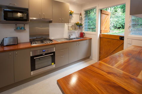 Sanctuary In The Pocket - Accommodation QLD 10
