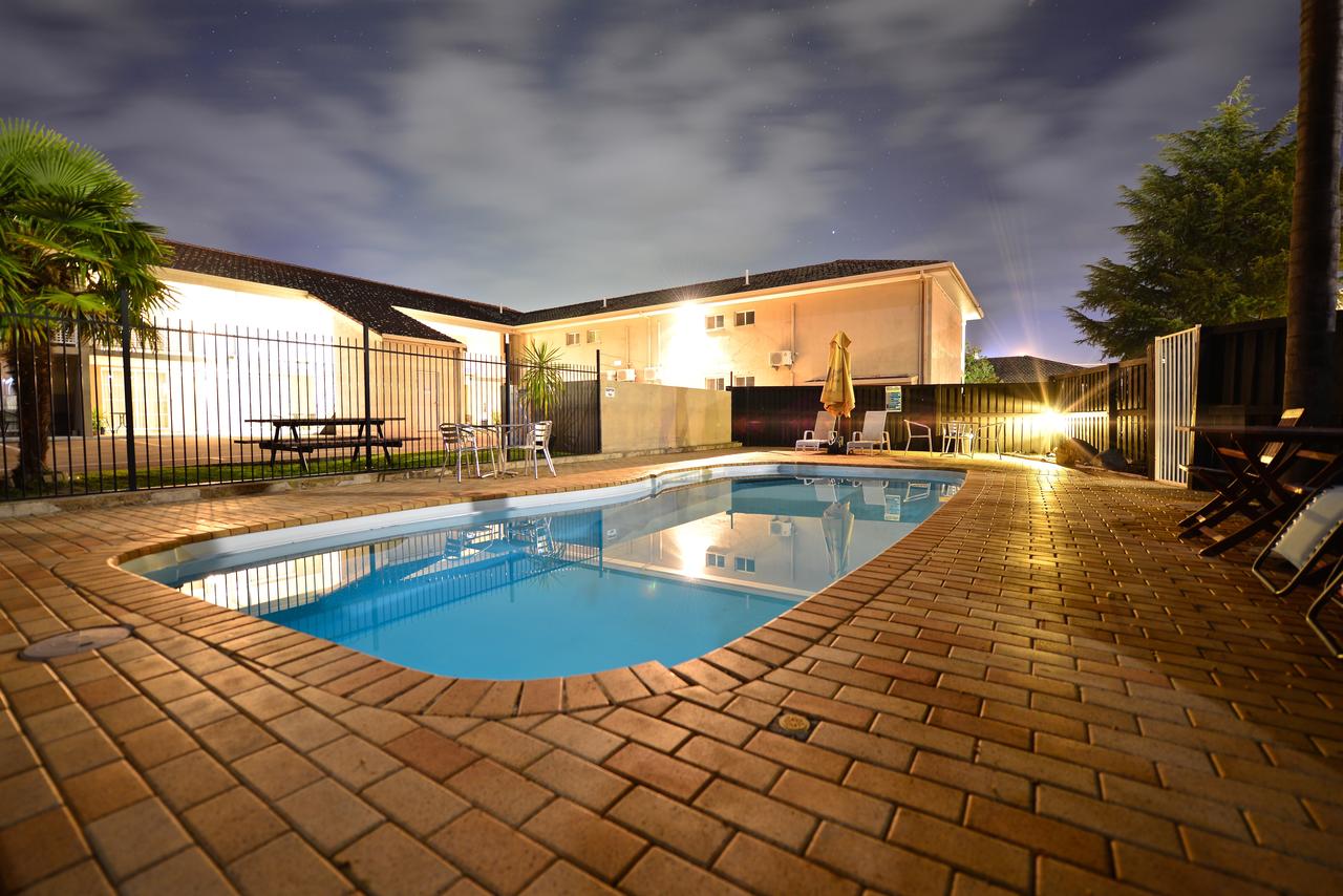 Frog Rock NSW Accommodation QLD