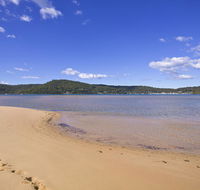 BookerBay Retreat - Accommodation QLD