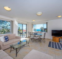 Ronald Avenue 1/65 - Shoal Bay - Accommodation QLD