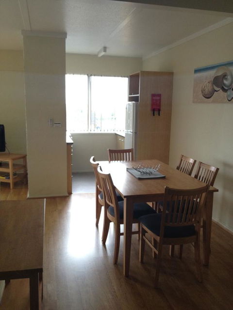 Waterview Apartments - Accommodation QLD 13