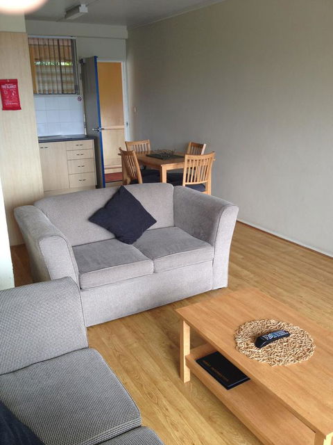 Waterview Apartments - Accommodation QLD 3