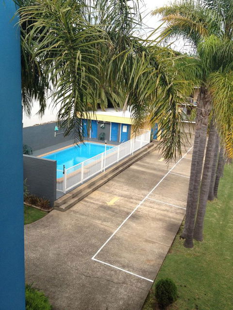 Waterview Apartments - Accommodation QLD 15