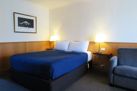 Summerhill Motor Inn - Accommodation QLD 2