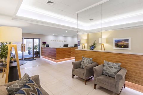 Macleay Hotel - Accommodation QLD 4
