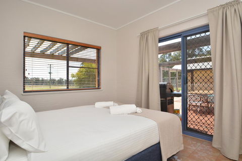 JE Guesthouse, Central To All The Hunter Valley Has To Offer - Accommodation QLD 30