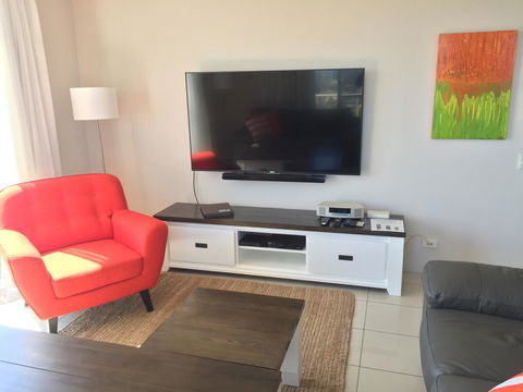 Grandview Apartments - Accommodation QLD 6