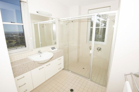 Grandview Apartments - Accommodation QLD 38