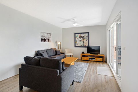 Victoria Parade, Kiah, Unit 10, 53 - Accommodation QLD 2