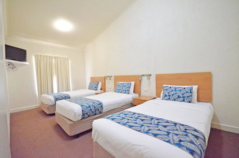 Boulevarde Motor Inn - Accommodation QLD 3