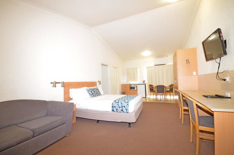 Boulevarde Motor Inn - Accommodation QLD 5