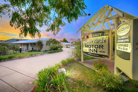 Boulevarde Motor Inn - Accommodation QLD 11