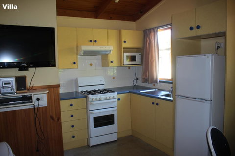 Lani\'s Holiday Island - Accommodation QLD 36