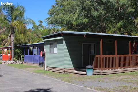 Lani\'s Holiday Island - Accommodation QLD 23
